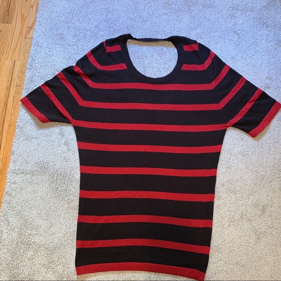 Top - Picture 2 of 3